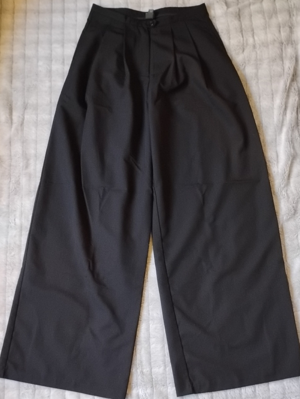 Tall Extra Wide-Leg Pleated Dress Pants